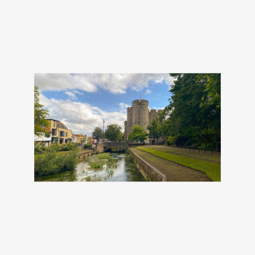 Private Tour to Canterbury, Leeds Castle and The White Cliffs of Dover