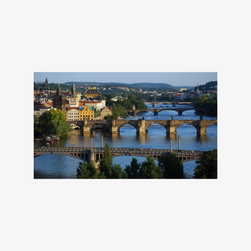 Prague: Bus Tour, Walking Tour, River Cruise and Lunch